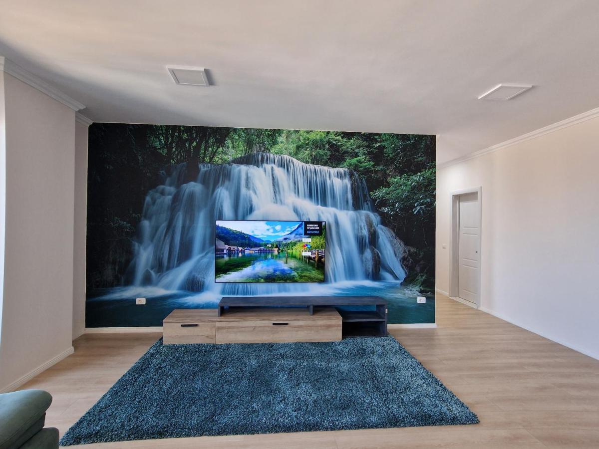Absolut Vollga Apartment ดูร์เรส ภายนอก รูปภาพ